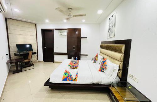 Kalkaji Hotel | Hotel Lee Grand - Near Nehru Place