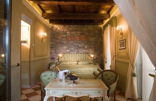 Orta San Giulio Hotel | Hotel Leon D'Oro