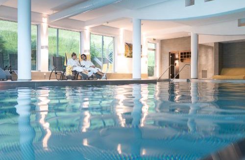 Rain Hotel | Hotel Leonhard
