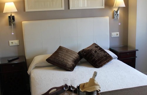 Old Town Hotel | Hotel Leonor de Aquitania