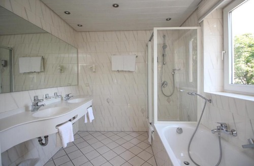 Munchner Freiheit Hotel | Hotel Leopold