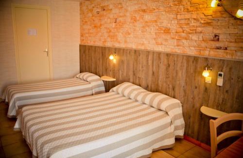Hourtin Hotel | Hotel Les Pins