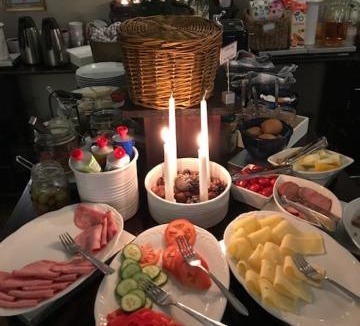 Roslunda-Kronotorp Hotel | Hotel Lilton