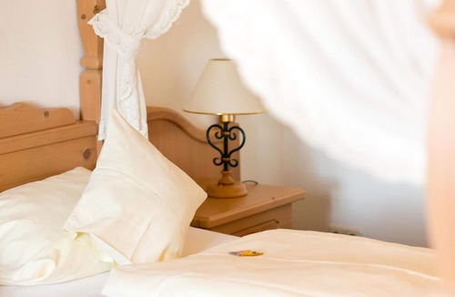 Roding Hotel | Hotel Lobmeyer