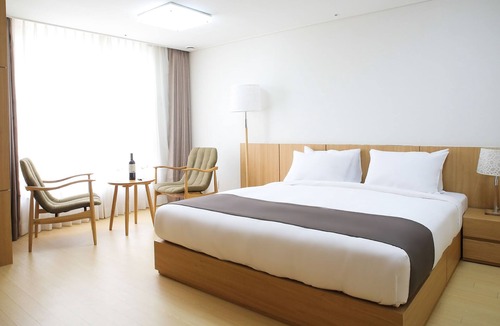 Gimcheon Hotel | Hotel Logenir