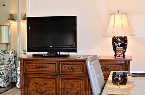 Connecticut Ave - K Street Hotel | Hotel Lombardy