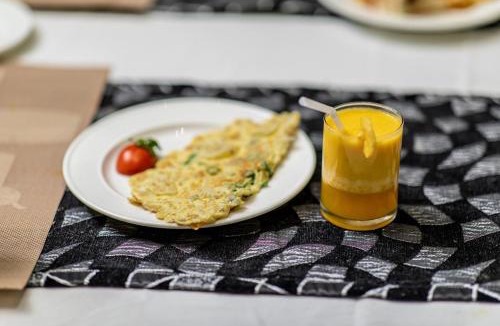Shenoys Hotel | Hotel Luciya