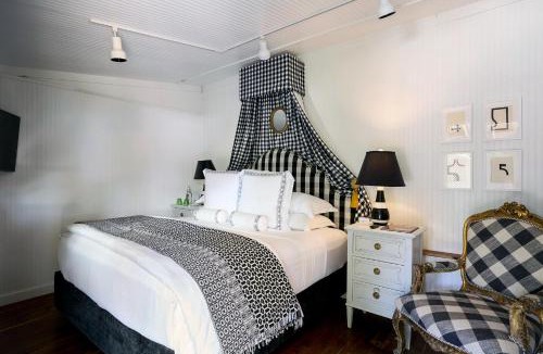 Round Top Hotel | Hotel Lulu
