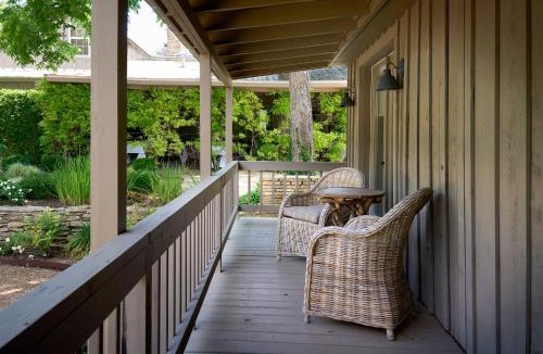 Round Top Hotel | Hotel Lulu