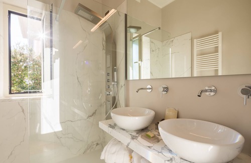 Marina di Massa Hotel | Hotel Luna