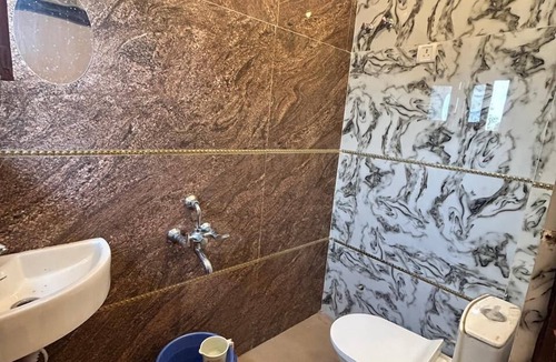 Haraiya Hotel | Hotel Lush