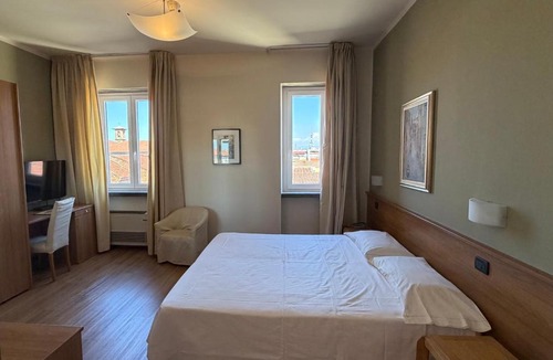 Alessandria Hotel | Hotel Lux