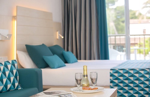 Les Meravelles Hotel | Hotel Luxor