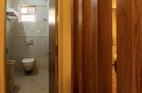 Pallavaram Hotel | Hotel M S Chola