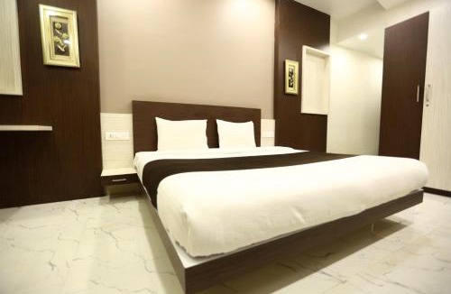 Kolhapur Hotel | Hotel Madhuri Executive
