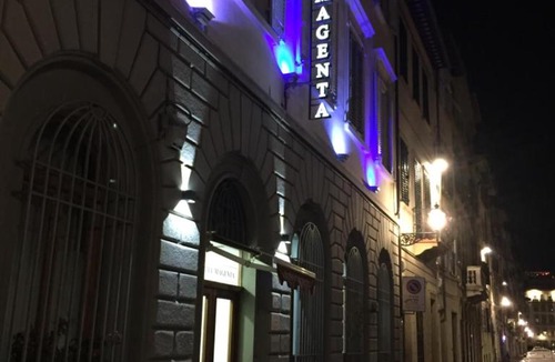 Santa Maria Novella Hotel | Hotel Magenta