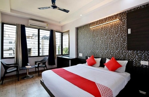 Kolhapur Hotel | Hotel Majestic