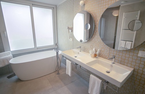 Aci Trezza Hotel | Hotel Malavoglia
