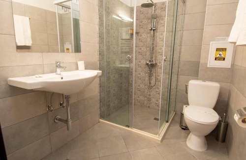 Samokov Hotel | Hotel Malyovitsa