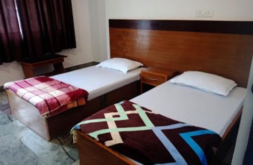 Rishikesh House | Hotel Manikut