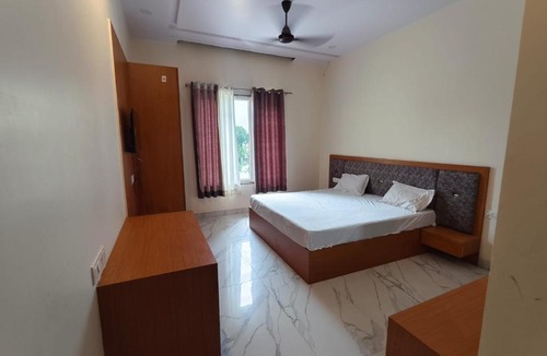 Raebareli Hotel | Hotel Mansarover