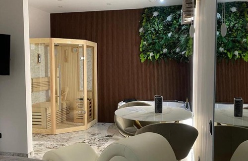 Varcaturo Hotel | Hotel Manuela
