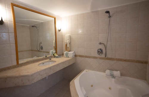 Haifa Hotel | Hotel Marom