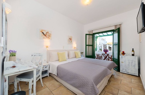 Akrotiri Hotel | Hotel Mathios Village