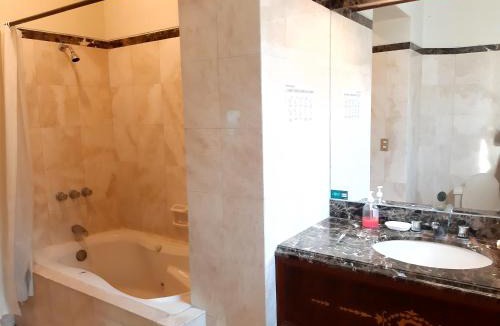 Lima Historic Center Hotel | Hotel MAURY