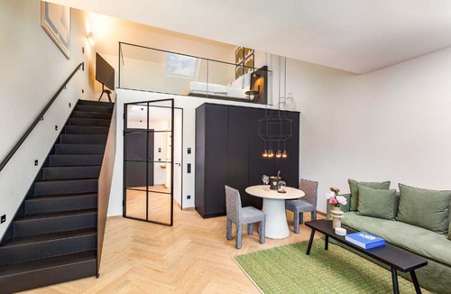 Innenstadt - Sankt Ulrich-Dom Hotel | Hotel Maximilian’s