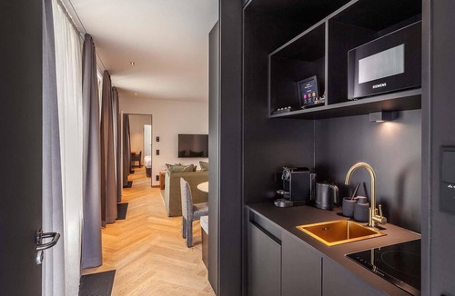 Innenstadt - Sankt Ulrich-Dom Hotel | Hotel Maximilian's