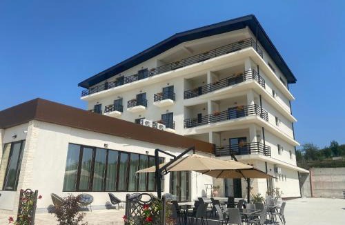 Horezu Hotel | Hotel Maya