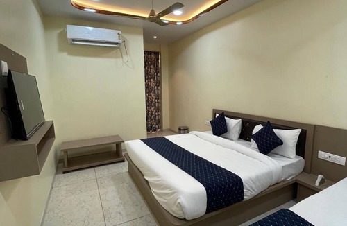 Khatu Hotel | HOTEL MB NIRALA SHYAM