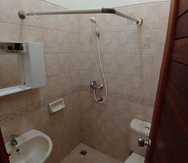 Ruteng Hotel | Hotel MBC Ruteng