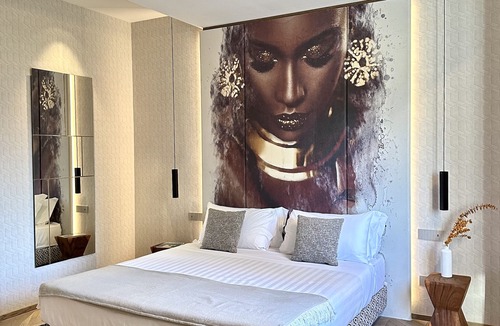 Saronno Hotel | Hotel Mealba Suite & Pool
