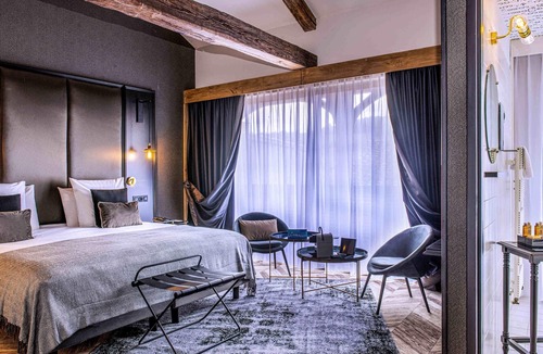 Figeac Hotel | Hotel Mercure Figeac Viguier du Roy