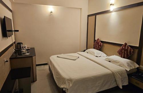 Erode Hotel | HOTEL MERILIN
