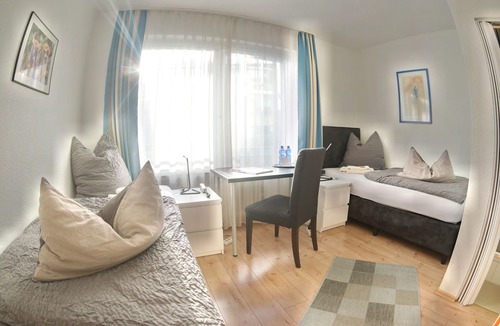 Deutz Hotel | Hotel Merlin
