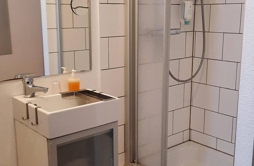 Deutz Hotel | Hotel Merlin