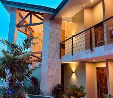 Quesada Hotel | Hotel Mi Linda Tierra