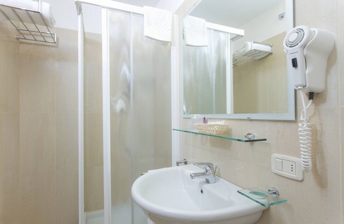 Terranuova Bracciolini Hotel | Hotel Michelangelo