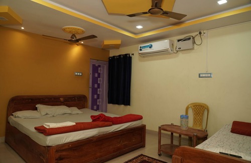 Daringbarhi Hotel | Hotel Mid Town Daringbadi