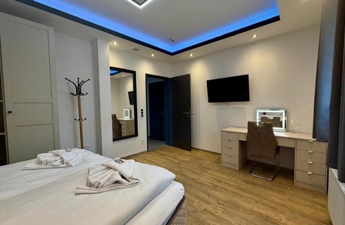 Worms Hotel | Hotel Montenegro