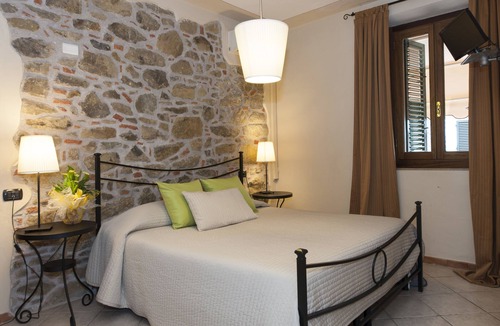 San Baronto Hotel | Hotel Monti