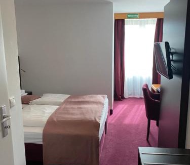 St. Benno Hotel | Hotel Montree