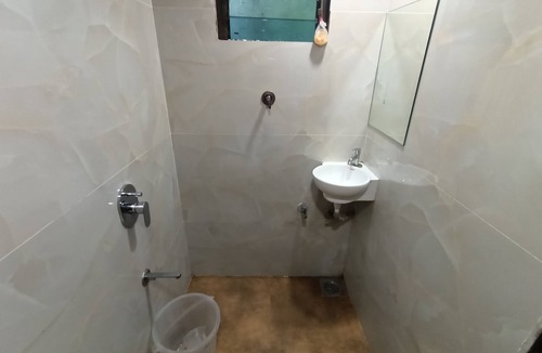 Malad West Hotel | Hotel Moon Lite Residency Marve Malad