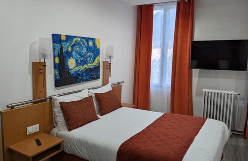 Quartier Vieux Marche-Cathedrale Hotel | Hotel Morand