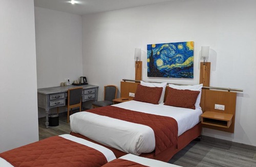 Quartier Vieux Marche-Cathedrale Hotel | Hotel Morand