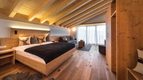 Valle San Silvestro Hotel | Hotel Moritz