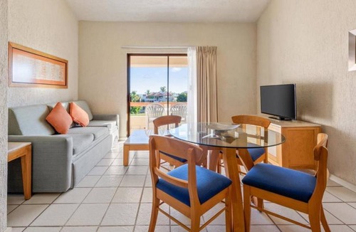 Campo de Golf Fonatur Hotel | Hotel ∙ Vibrant 1BR Suite in San José del Cabo